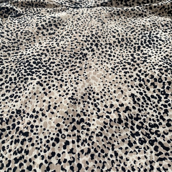 ✨Dynamite Leopard Print Dress✨ - Picture 4 of 4